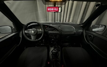 Chevrolet Niva I рестайлинг, 2012 год, 569 777 рублей, 12 фотография