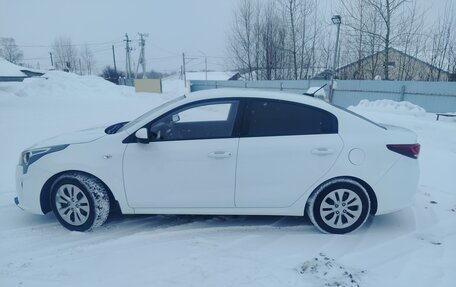 KIA Rio IV, 2020 год, 1 650 000 рублей, 14 фотография