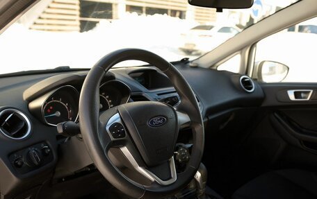 Ford Fiesta, 2016 год, 735 000 рублей, 5 фотография