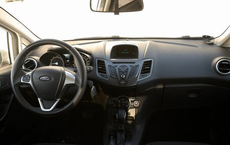 Ford Fiesta, 2016 год, 735 000 рублей, 7 фотография