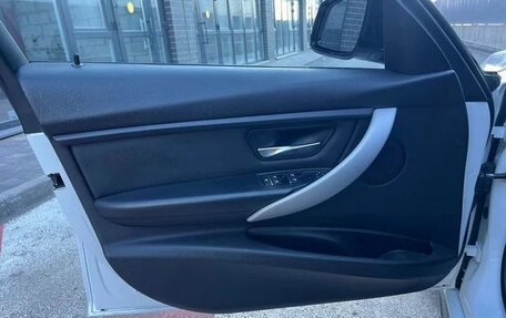 BMW 3 серия, 2016 год, 2 480 000 рублей, 29 фотография