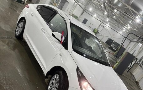 Hyundai Solaris II рестайлинг, 2021 год, 1 350 000 рублей, 2 фотография