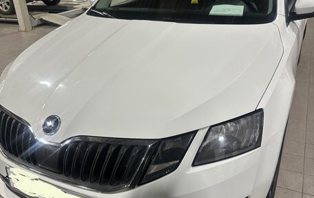 Skoda Octavia, 2017 год, 1 300 000 рублей, 2 фотография