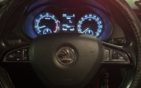 Skoda Octavia, 2017 год, 1 300 000 рублей, 5 фотография