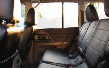 Mitsubishi Pajero III рестайлинг, 2001 год, 610 000 рублей, 9 фотография