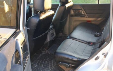 Mitsubishi Pajero III рестайлинг, 2001 год, 610 000 рублей, 8 фотография