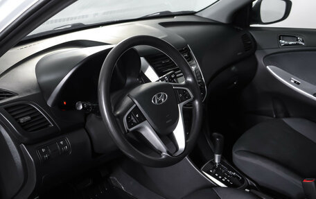 Hyundai Solaris II рестайлинг, 2013 год, 999 000 рублей, 15 фотография