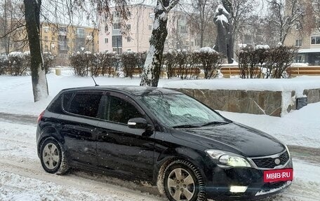 KIA cee'd I рестайлинг, 2010 год, 650 000 рублей, 3 фотография