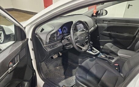 Hyundai Elantra VI рестайлинг, 2019 год, 1 580 000 рублей, 10 фотография