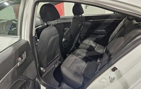 Hyundai Elantra VI рестайлинг, 2019 год, 1 580 000 рублей, 11 фотография