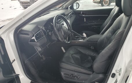 Toyota Camry, 2019 год, 1 820 000 рублей, 9 фотография