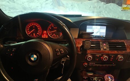 BMW 5 серия, 2008 год, 1 400 000 рублей, 14 фотография