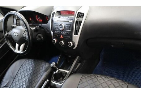 KIA cee'd I рестайлинг, 2010 год, 626 000 рублей, 5 фотография