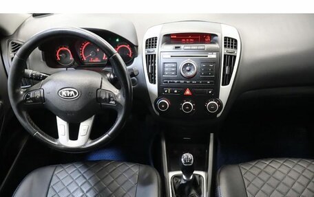 KIA cee'd I рестайлинг, 2010 год, 626 000 рублей, 9 фотография