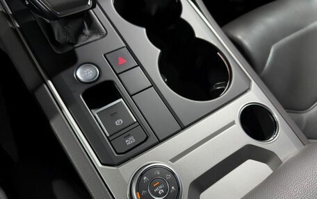 Volkswagen Touareg III, 2019 год, 5 349 000 рублей, 16 фотография