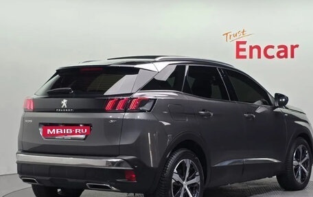 Peugeot 3008 II, 2022 год, 2 400 000 рублей, 2 фотография