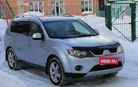 Mitsubishi Outlander III рестайлинг 3, 2008 год, 1 000 000 рублей, 3 фотография