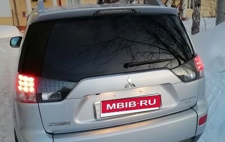 Mitsubishi Outlander III рестайлинг 3, 2008 год, 1 000 000 рублей, 4 фотография