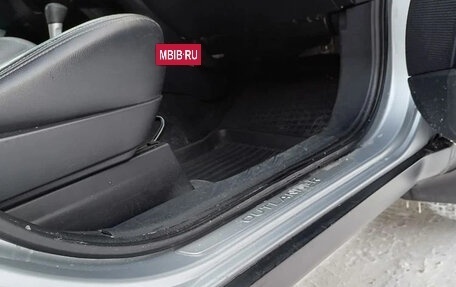 Mitsubishi Outlander III рестайлинг 3, 2008 год, 1 000 000 рублей, 11 фотография