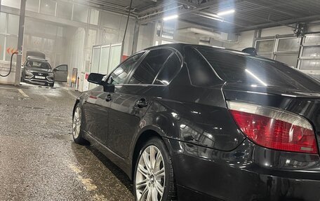 BMW 5 серия, 2004 год, 840 000 рублей, 8 фотография