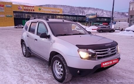 Renault Duster I рестайлинг, 2014 год, 915 000 рублей, 3 фотография