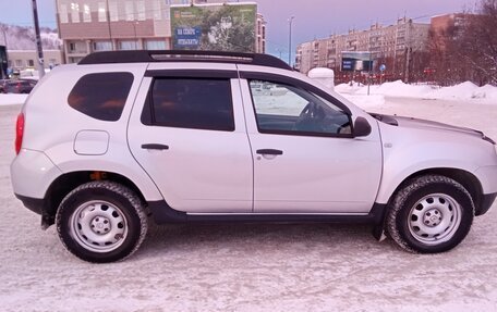 Renault Duster I рестайлинг, 2014 год, 915 000 рублей, 4 фотография