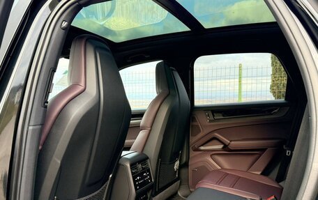 Porsche Cayenne III, 2025 год, 18 200 000 рублей, 4 фотография