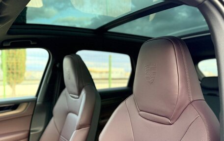 Porsche Cayenne III, 2025 год, 18 200 000 рублей, 19 фотография