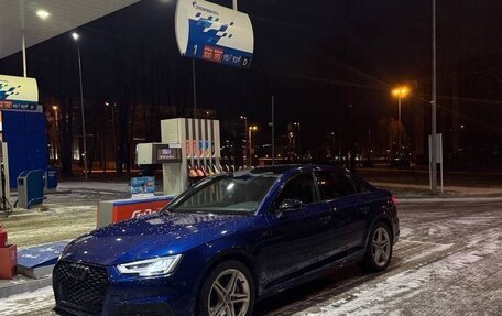 Audi A4, 2018 год, 2 600 000 рублей, 4 фотография