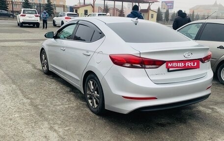 Hyundai Elantra VI рестайлинг, 2016 год, 1 280 000 рублей, 40 фотография