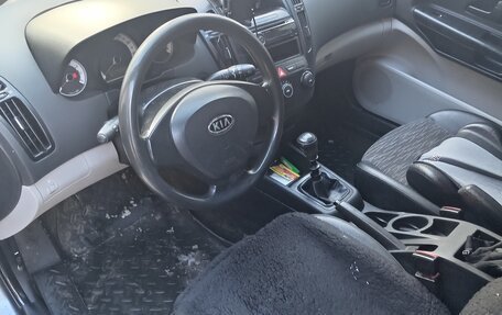 KIA cee'd I рестайлинг, 2009 год, 415 000 рублей, 5 фотография