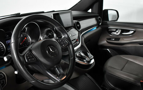 Mercedes-Benz V-Класс, 2019 год, 5 600 000 рублей, 9 фотография