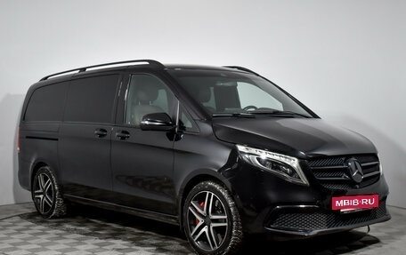 Mercedes-Benz V-Класс, 2019 год, 5 600 000 рублей, 3 фотография