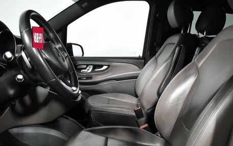 Mercedes-Benz V-Класс, 2019 год, 5 600 000 рублей, 11 фотография