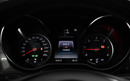 Mercedes-Benz V-Класс, 2019 год, 5 600 000 рублей, 26 фотография