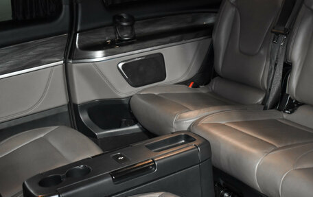 Mercedes-Benz V-Класс, 2019 год, 5 600 000 рублей, 15 фотография