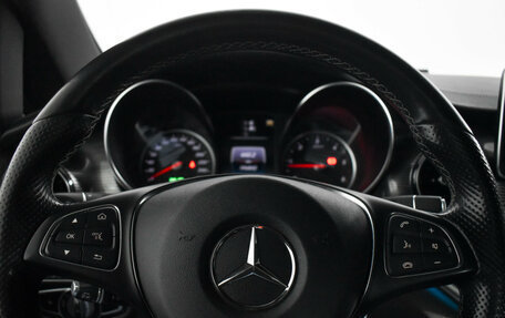 Mercedes-Benz V-Класс, 2019 год, 5 600 000 рублей, 25 фотография