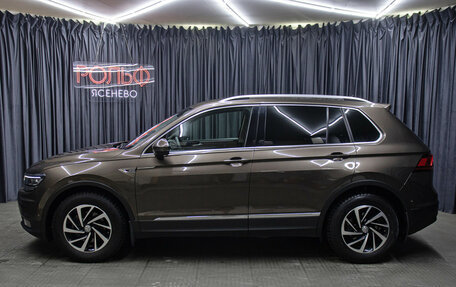 Volkswagen Tiguan II, 2018 год, 2 898 000 рублей, 8 фотография