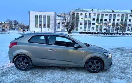 KIA cee'd I рестайлинг, 2011 год, 650 000 рублей, 4 фотография