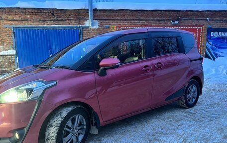 Toyota Sienta II, 2015 год, 1 200 000 рублей, 5 фотография