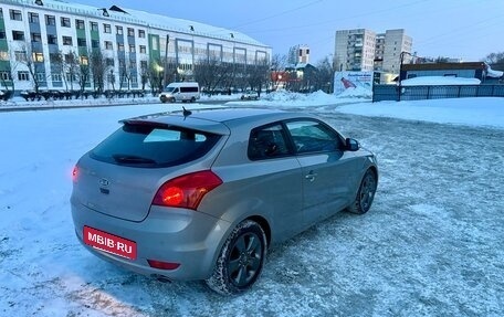 KIA cee'd I рестайлинг, 2011 год, 650 000 рублей, 3 фотография