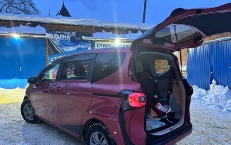 Toyota Sienta II, 2015 год, 1 200 000 рублей, 8 фотография