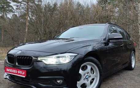 BMW 3 серия, 2019 год, 2 200 000 рублей, 2 фотография