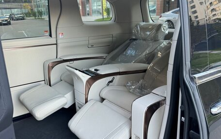 Lexus LM, 2025 год, 20 000 000 рублей, 11 фотография