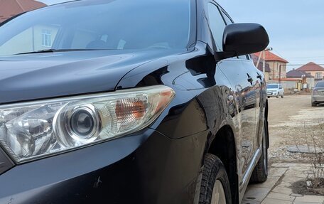 Toyota Highlander III, 2013 год, 1 890 000 рублей, 10 фотография