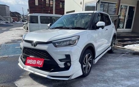 Toyota Raize I, 2022 год, 1 430 000 рублей, 3 фотография