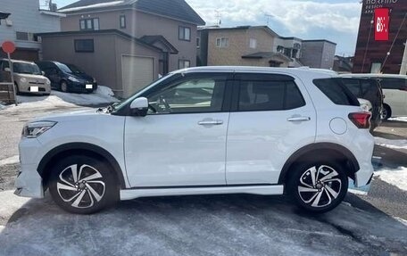 Toyota Raize I, 2022 год, 1 430 000 рублей, 8 фотография