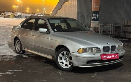 BMW 5 серия, 2002 год, 440 000 рублей, 2 фотография