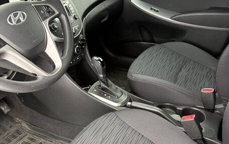 Hyundai Solaris II рестайлинг, 2016 год, 950 000 рублей, 12 фотография