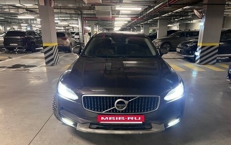 Volvo V90 Cross Country I рестайлинг, 2018 год, 4 100 000 рублей, 12 фотография